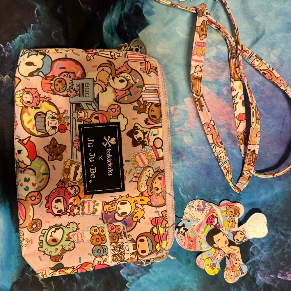 Jujube Tokidoki Donutellas sweet shop large piece